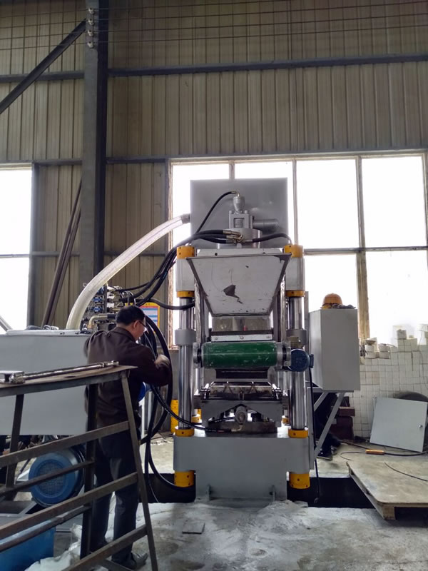 鈦劑壓塊機(jī)